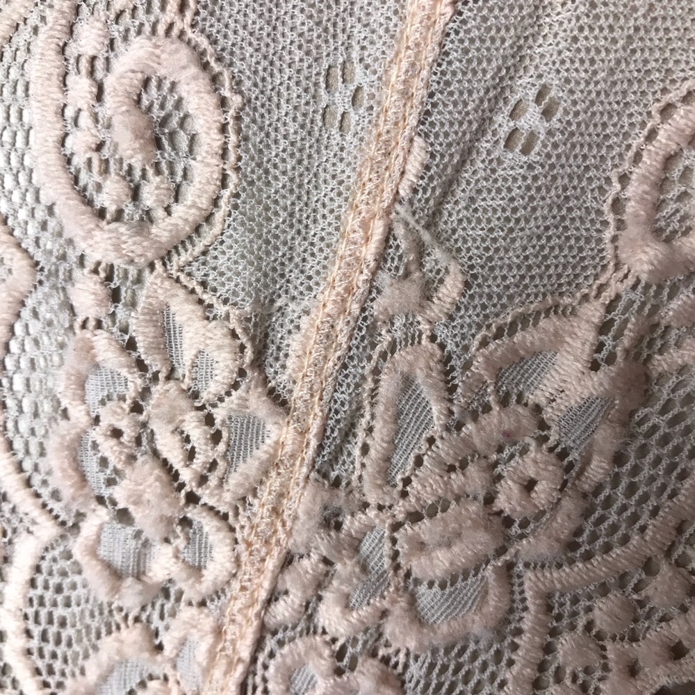 Francescas's | Lace Bralette (L) - Picture 7 of 8